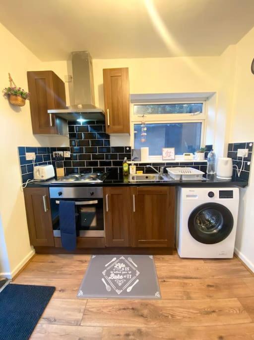 Swankyhome 4 Groups/contractors Holiday home